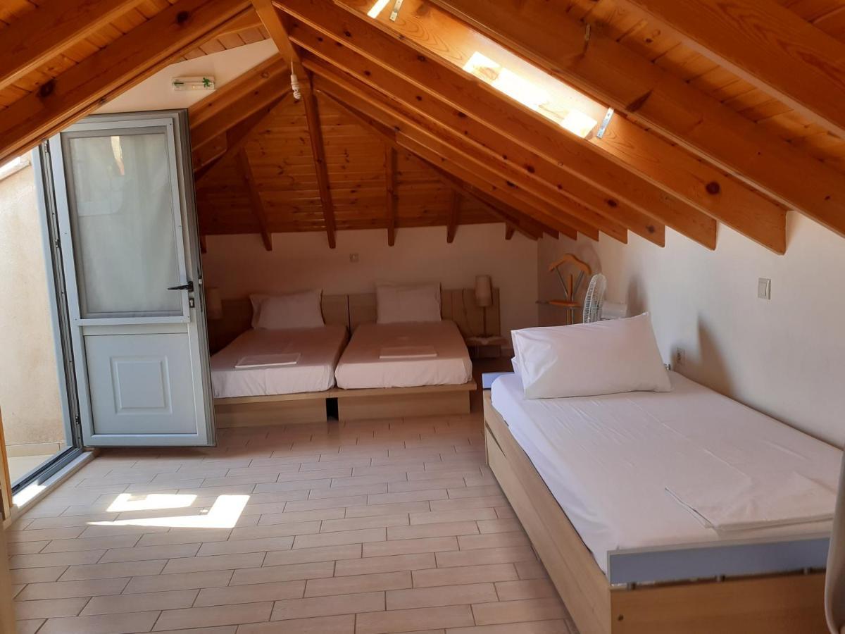 Kritikos Rooms Monemvasía Exteriör bild
