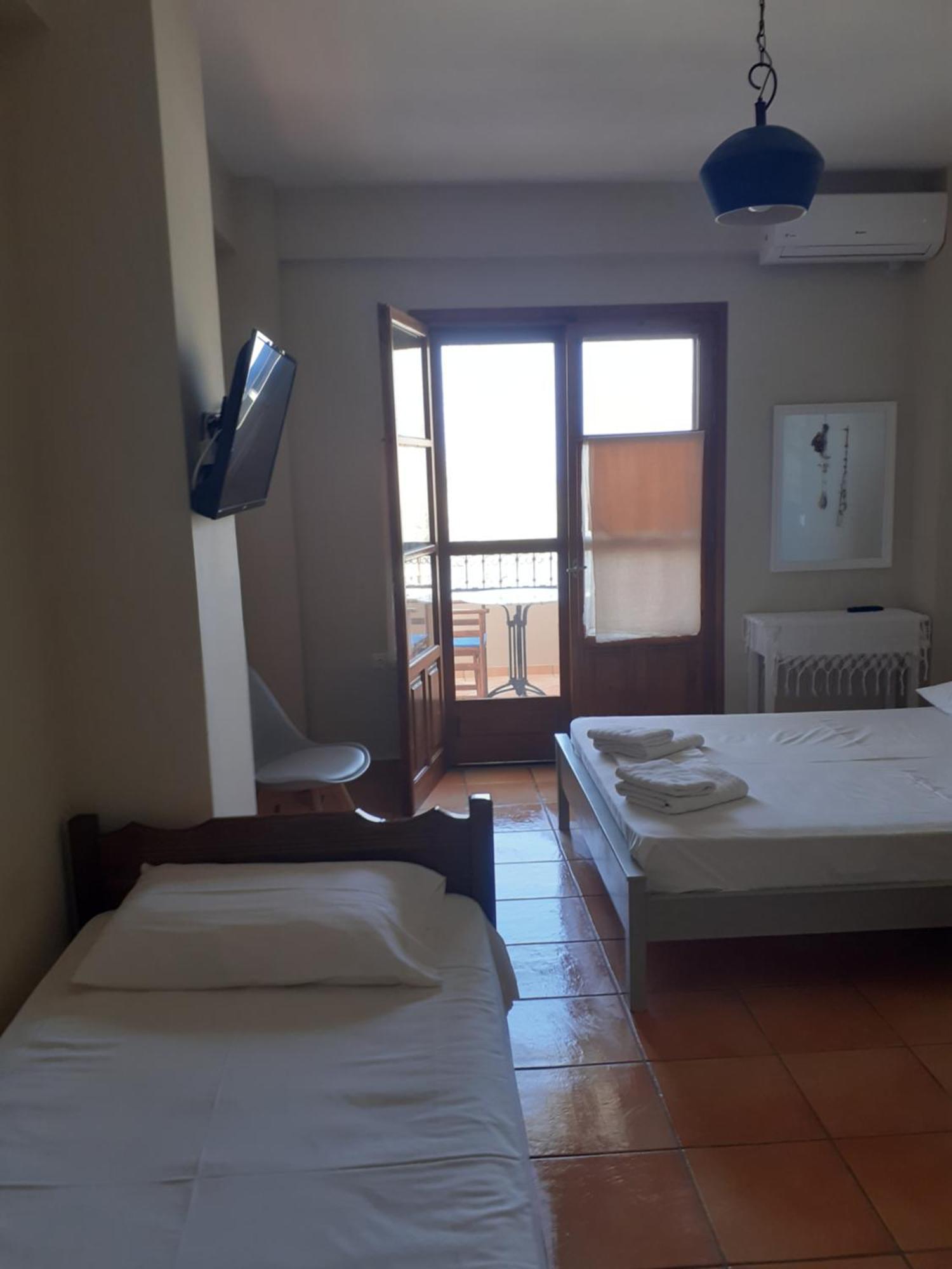 Kritikos Rooms Monemvasía Exteriör bild